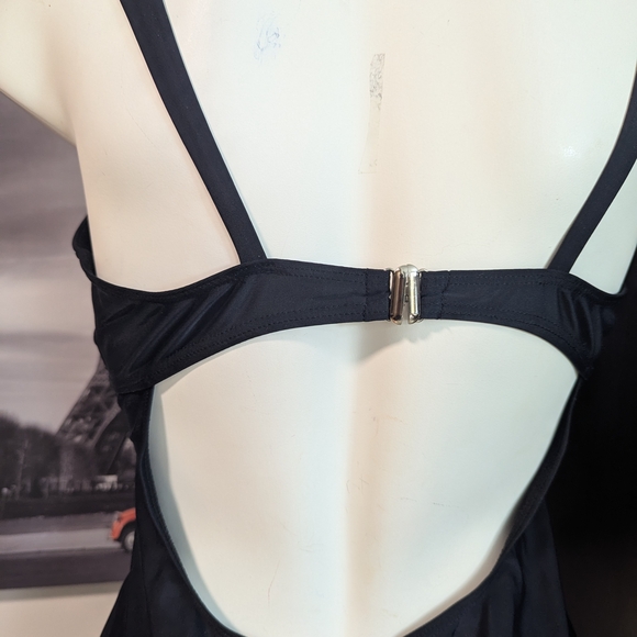 Elegant Black and Gold Women's Swimsuit - Picture 4 of 5